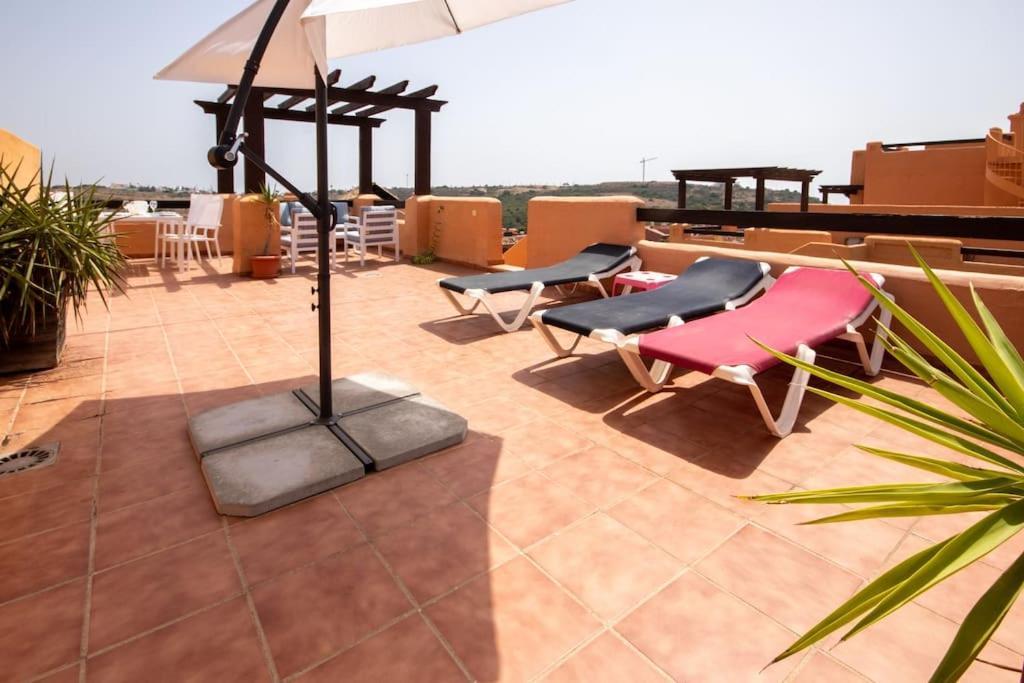 Penthouse With Roof Terrace, Bbq, Pool- And Sea Views Daire Buenas Noches Dış mekan fotoğraf